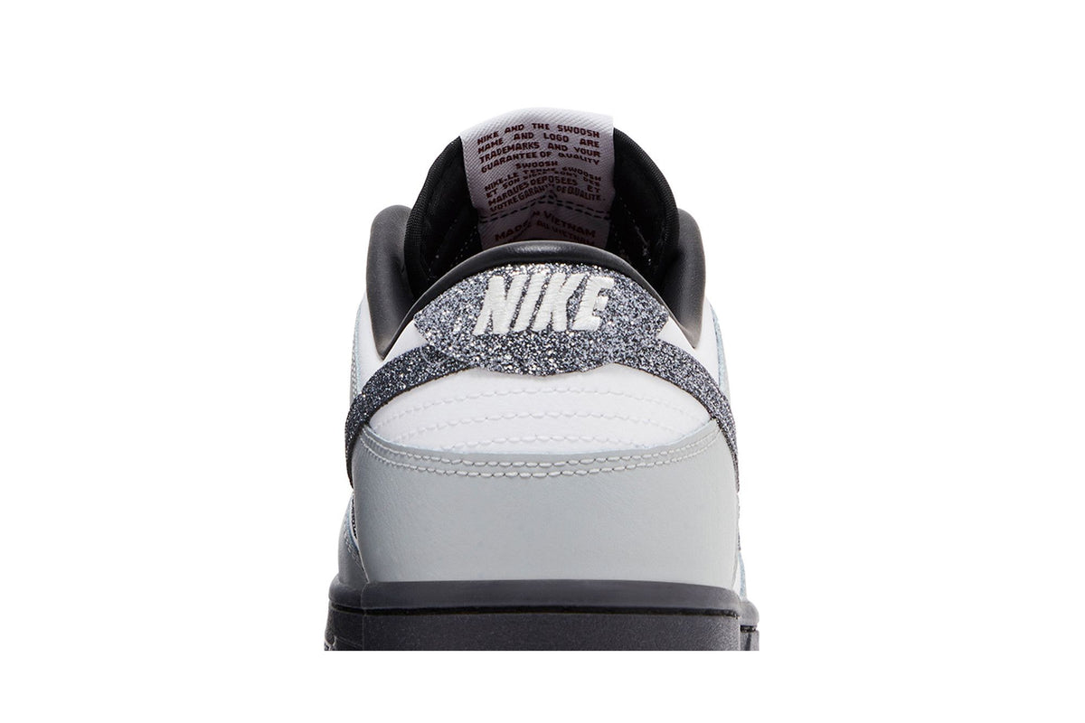 Nike Dunk Low LX Glitter Swoosh White Light Smoke Grey (Women's) sneaker afbeelding 7 - stylecode HQ3462-191
