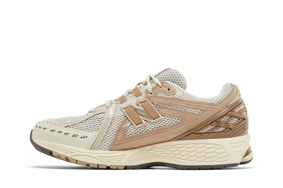 New Balance 1906R Cream Beige Vachetta sneaker afbeelding 3 - stylecode M1906RZB