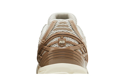 New Balance 1906R Cream Beige Vachetta sneaker afbeelding 7 - stylecode M1906RZB