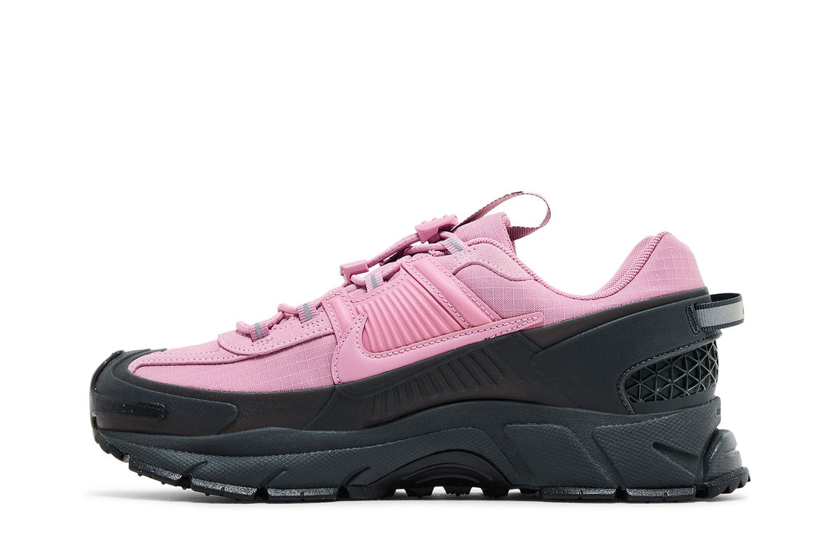 Nike Zoom Vomero 5 Roam Elemental Pink Anthracite (Women's) sneaker afbeelding 3 - stylecode HQ2181-003