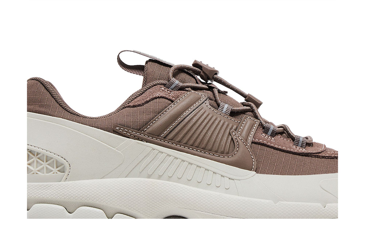 Nike Zoom Vomero 5 Roam Light Bone Mink Brown (Women's) sneaker afbeelding 2 - stylecode HQ2181-006