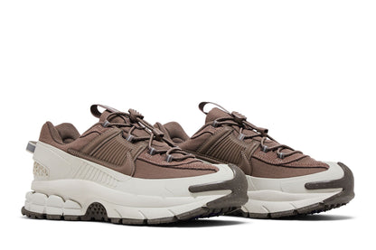 Nike Zoom Vomero 5 Roam Light Bone Mink Brown (Women's) sneaker afbeelding 8 - stylecode HQ2181-006