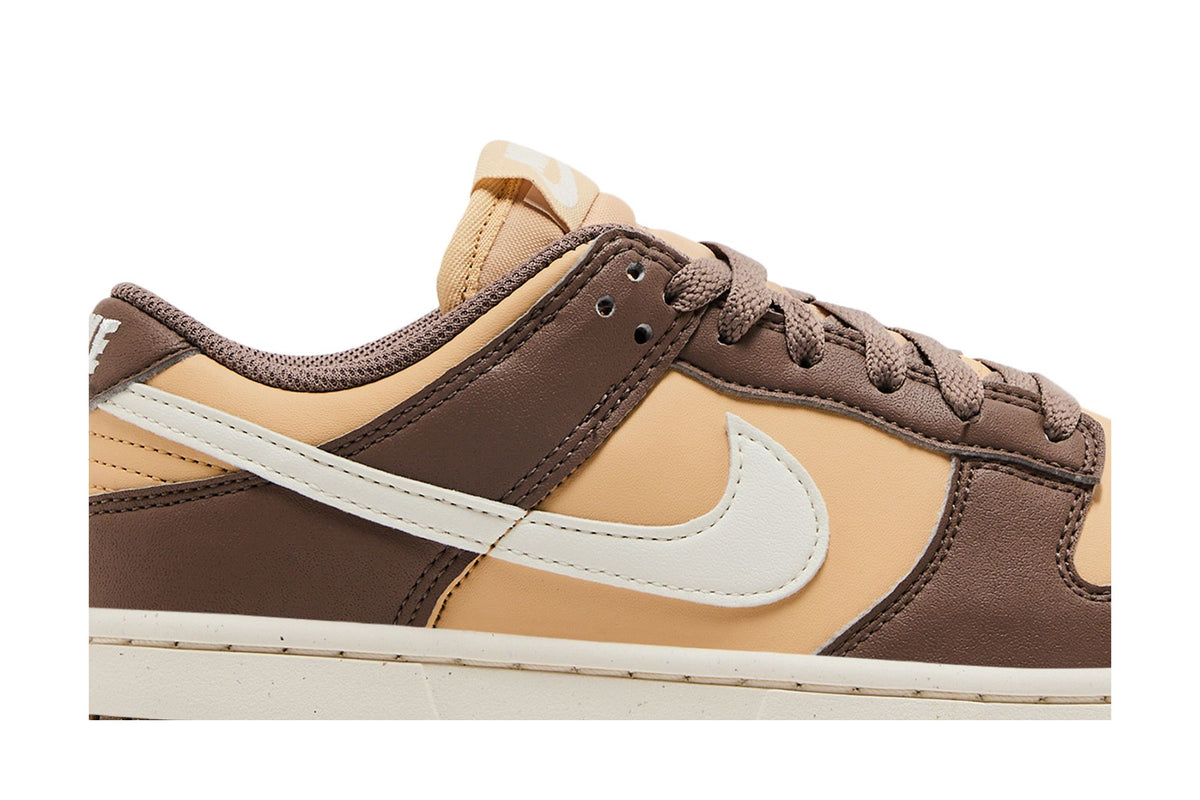 Nike Dunk Low Next Nature Mink Brown Sesame (Women's) sneaker afbeelding 2 - stylecode DD1873-201