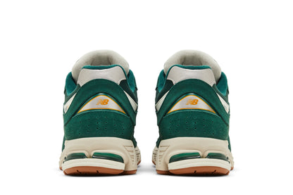 New Balance 2002R ASOS Exclusive Green sneaker afbeelding 6 - stylecode M2002RAC
