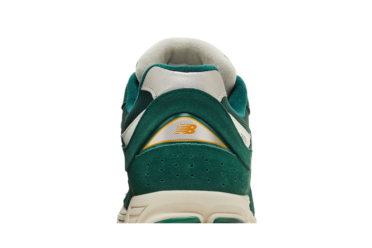 New Balance 2002R ASOS Exclusive Green sneaker afbeelding 7 - stylecode M2002RAC