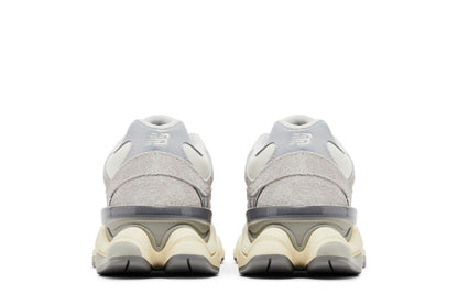 New Balance 9060 Light Grey White sneaker afbeelding 6 - stylecode U9060HX