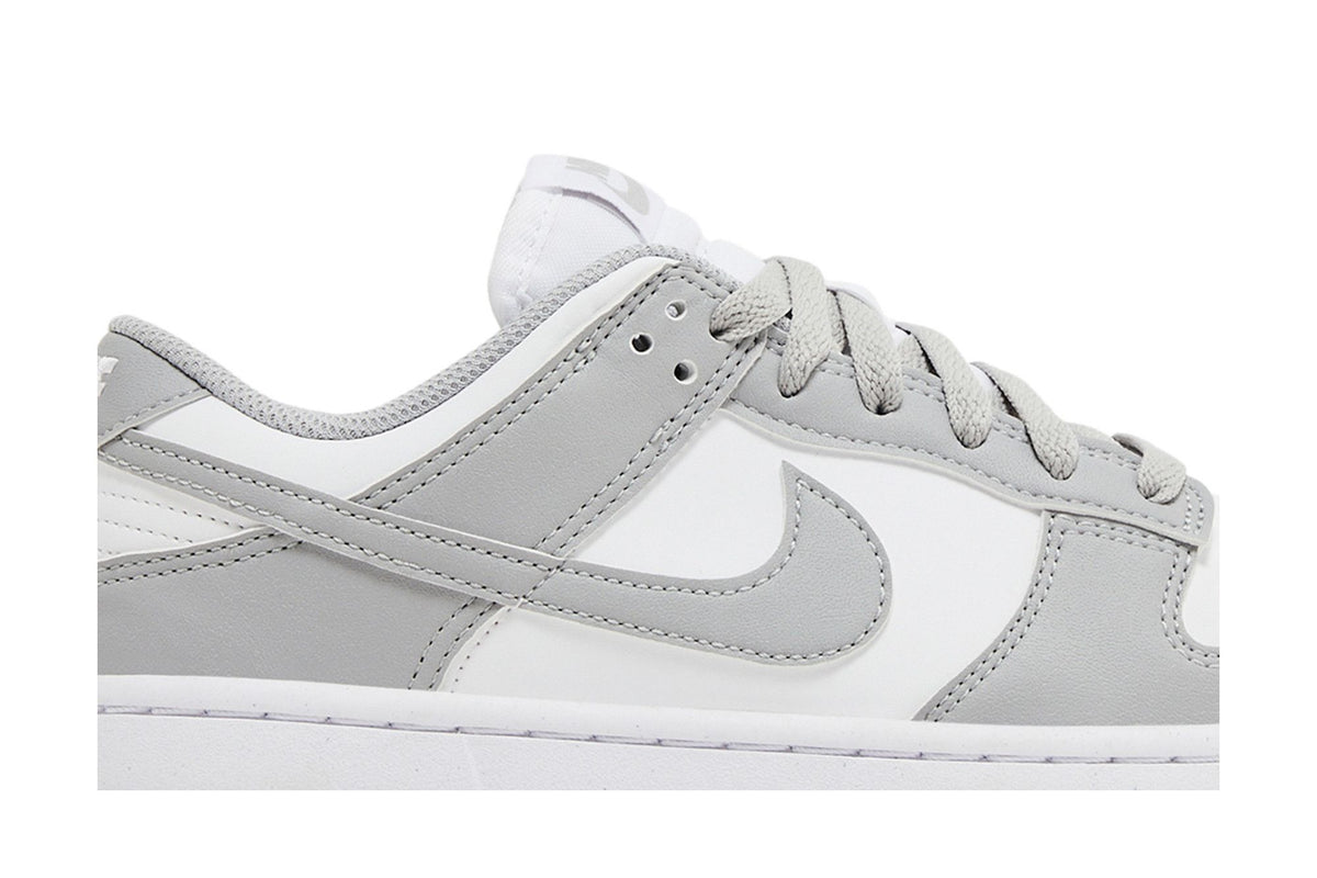 Nike Dunk Low Next Nature Light Smoke Grey (Women's) sneaker afbeelding 2 - stylecode DD1873-113