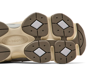 New Balance 9060 Pearl Grey Linen sneaker afbeelding 5 - stylecode U9060EEL