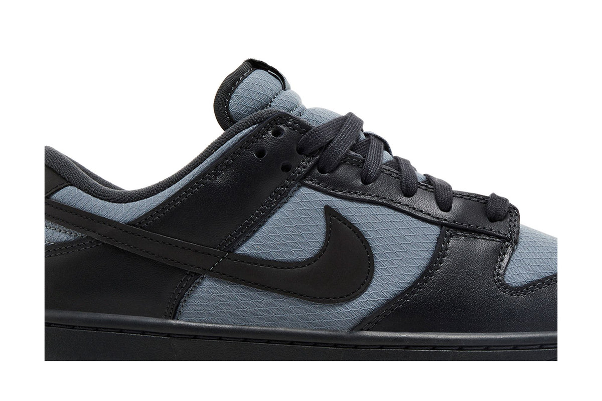 Nike Dunk Low Retro SE Off Noir Smoke Grey sneaker afbeelding 2 - stylecode FZ3052-001