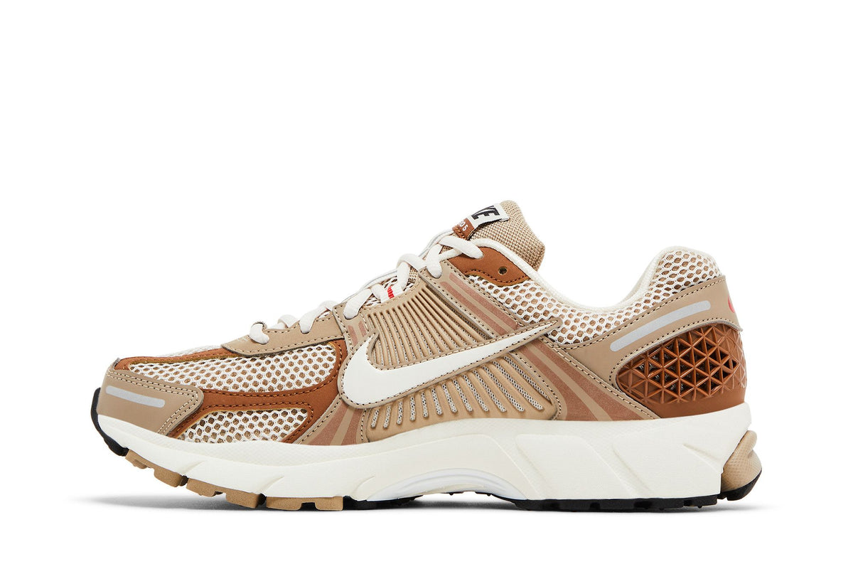 Nike Zoom Vomero 5 Khaki Phantom (Women's) sneaker afbeelding 3 - stylecode HV0826-247