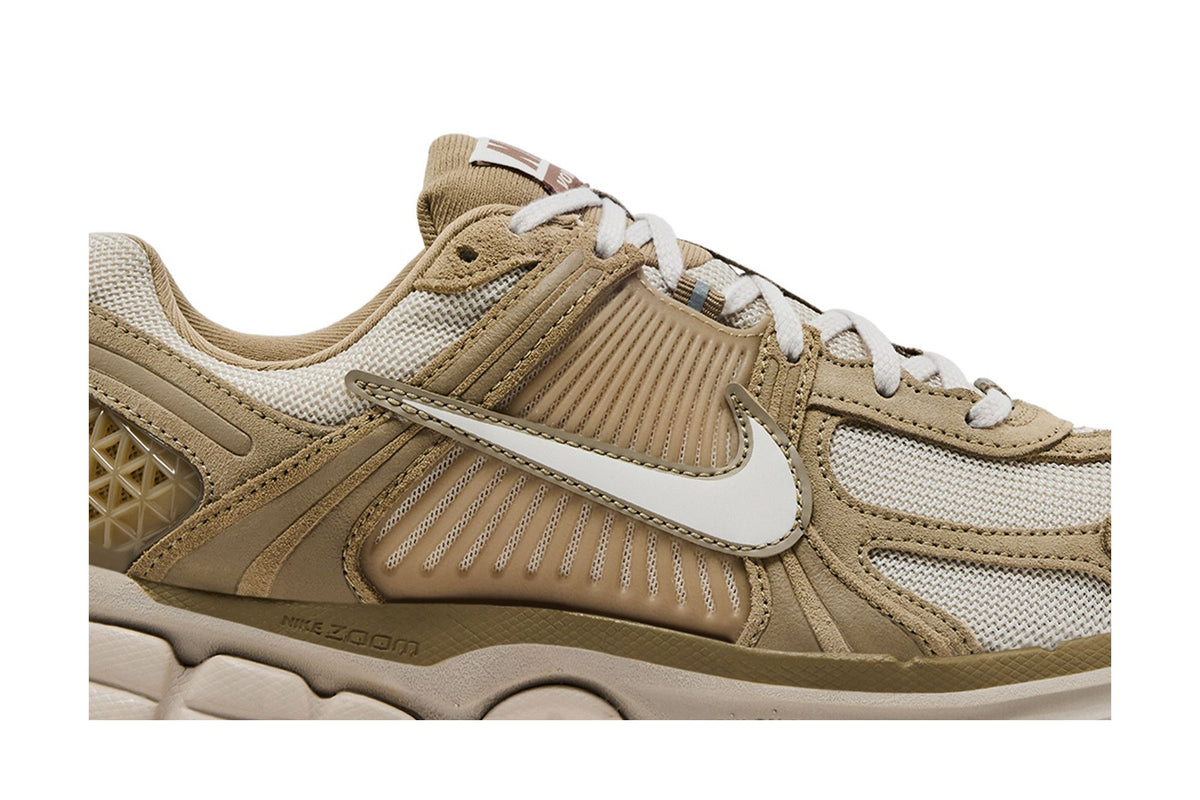 Nike Zoom Vomero 5 Khaki sneaker afbeelding 2 - stylecode HV2529-200