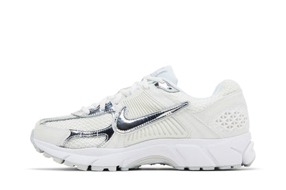 Nike Zoom Vomero 5 Chrome Toe (Women's) sneaker afbeelding 3 - stylecode HF7723-100
