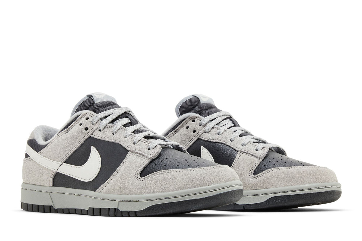 Nike Dunk Low Light Smoke Grey Anthracite sneaker afbeelding 8 - stylecode HV2532-001