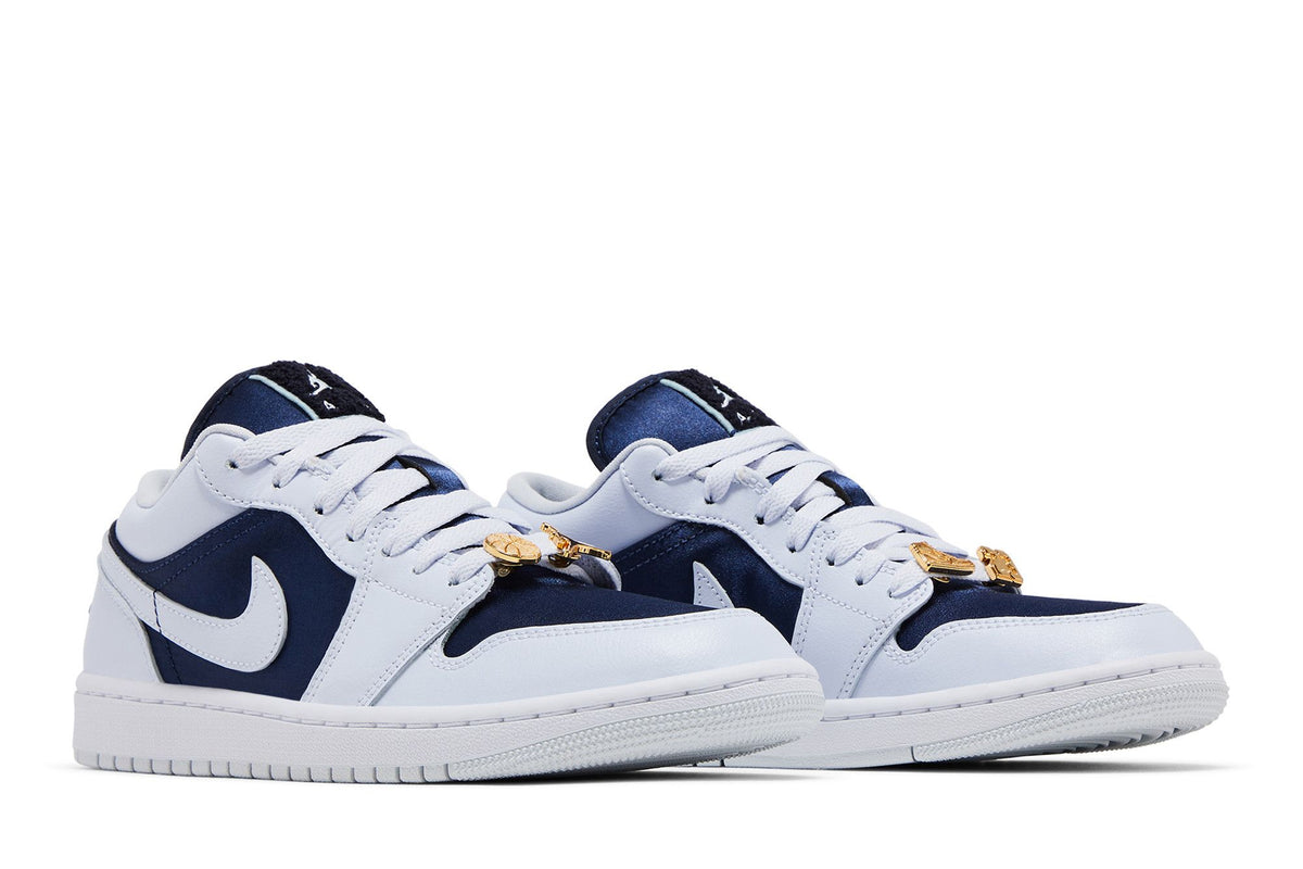Jordan 1 Low SE Football Grey White Gym Red Midnight Navy (Women's) sneaker afbeelding 8 - stylecode FZ8778-044