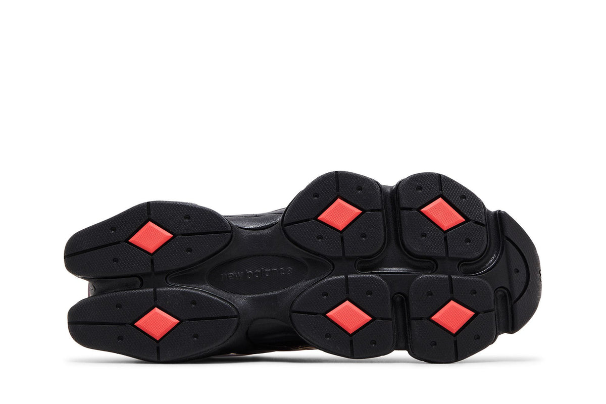 New Balance 9060 Black Red Gradient sneaker afbeelding 4 - stylecode U9060IDZ