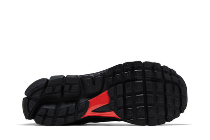 Nike Zoom Vomero 5 Black Metallic University Red sneaker afbeelding 4 - stylecode HV2527-002