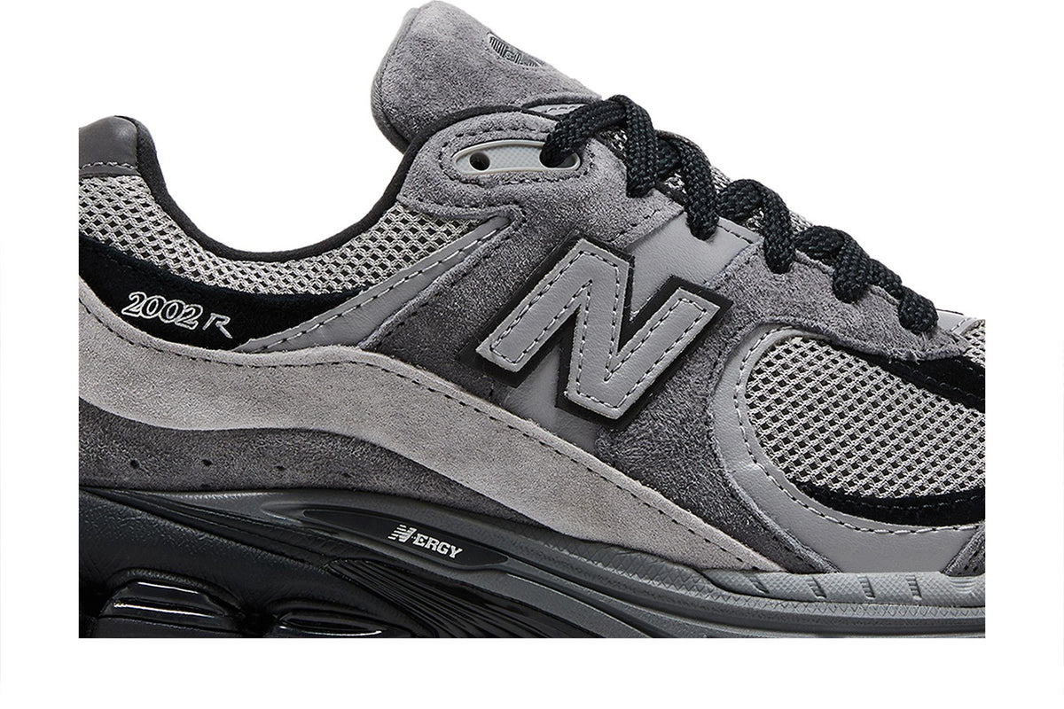 New Balance 2002R Castlerock Shadow Grey Black sneaker afbeelding 2 - stylecode M2002RCL