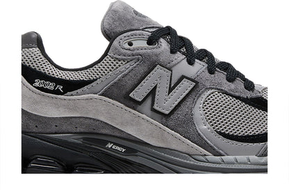 New Balance 2002R Castlerock Shadow Grey Black sneaker afbeelding 2 - stylecode M2002RCL