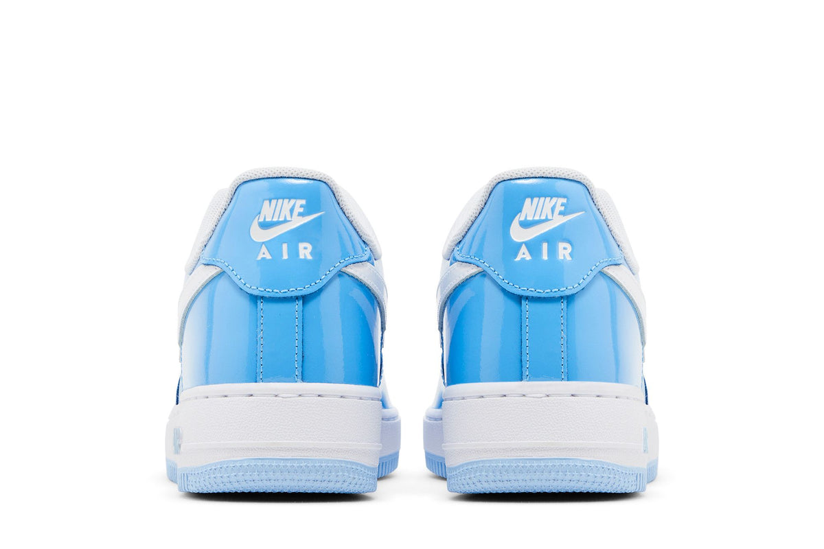 Nike Air Force 1 Low '07 LV8 Phychic Blue White Patent sneaker afbeelding 6 - stylecode HV9405-400