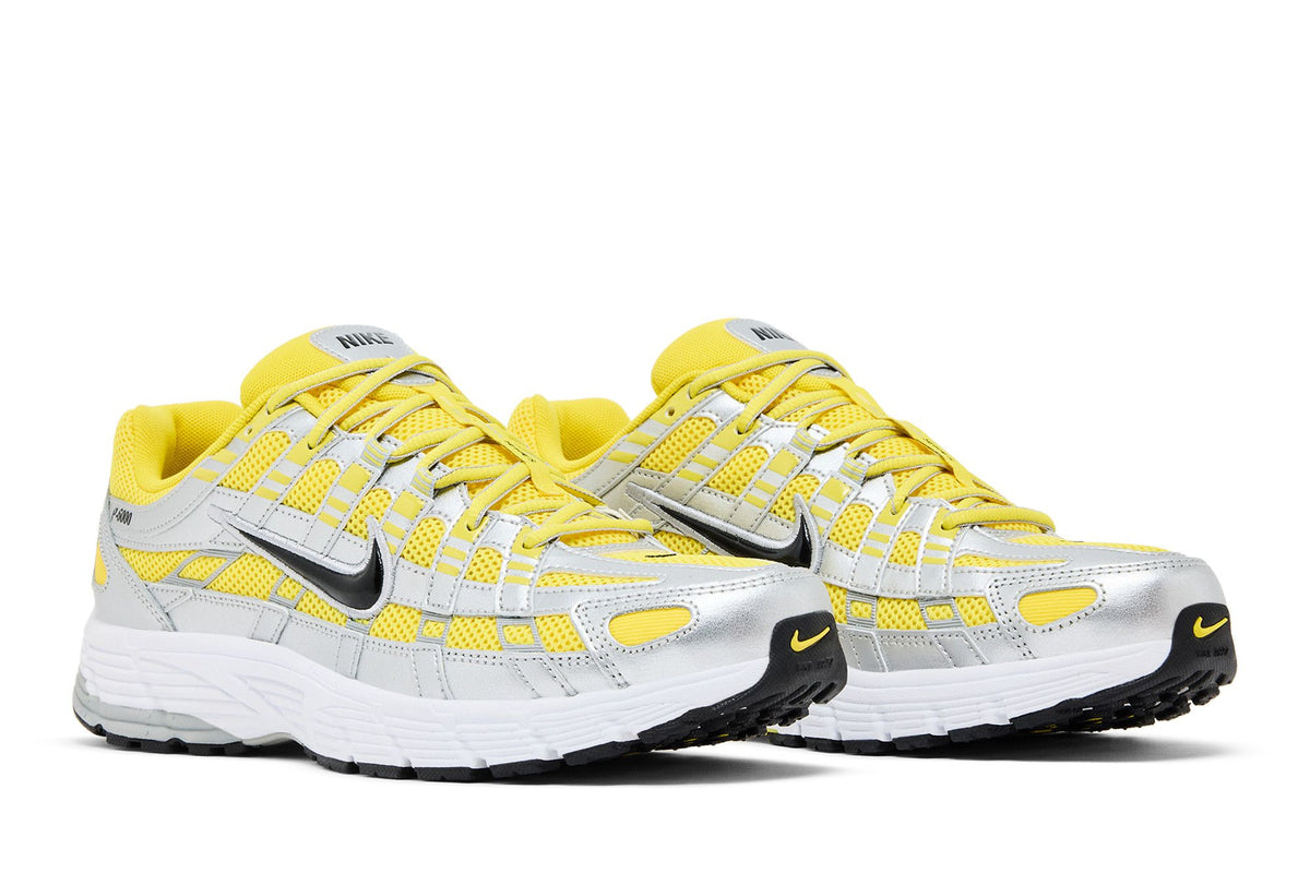 Nike P-6000 Lightning Metallic Silver sneaker afbeelding 8 - stylecode CD6404-701