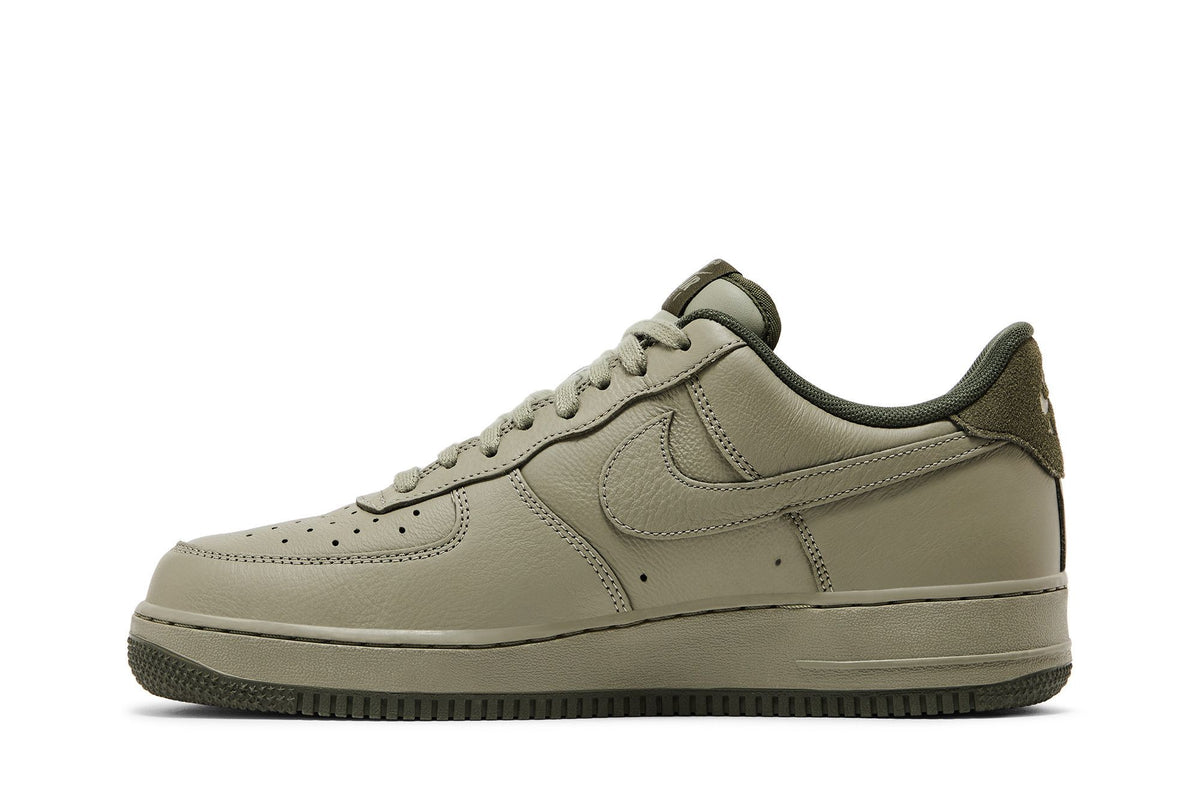 Nike Air Force 1 Low '07 LV8 Light Army Cargo Khaki sneaker afbeelding 3 - stylecode HM9483-300