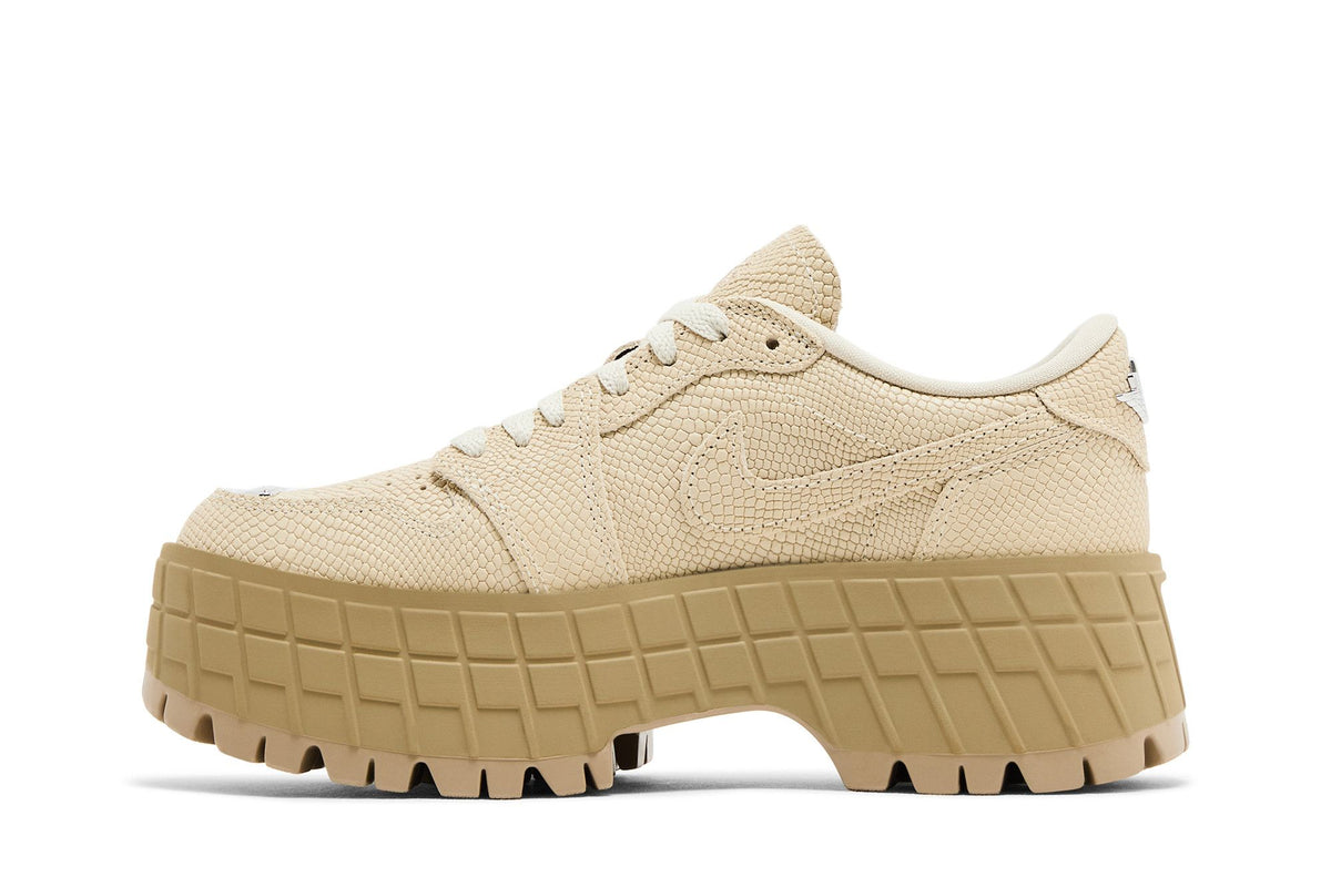 Jordan 1 Low Brooklyn Rattan Desert Camo (Women's) sneaker afbeelding 3 - stylecode HF3184-200