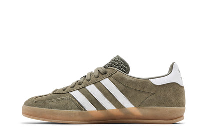 adidas Gazelle Indoor Olive Strata Cloud White Gum sneaker afbeelding 3 - stylecode JQ0174