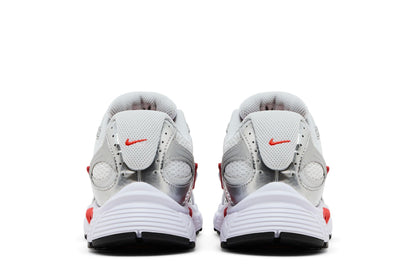 Nike V5 RNR White Picante Red Vast Grey Black (Women's) sneaker afbeelding 6 - stylecode HQ7901-100