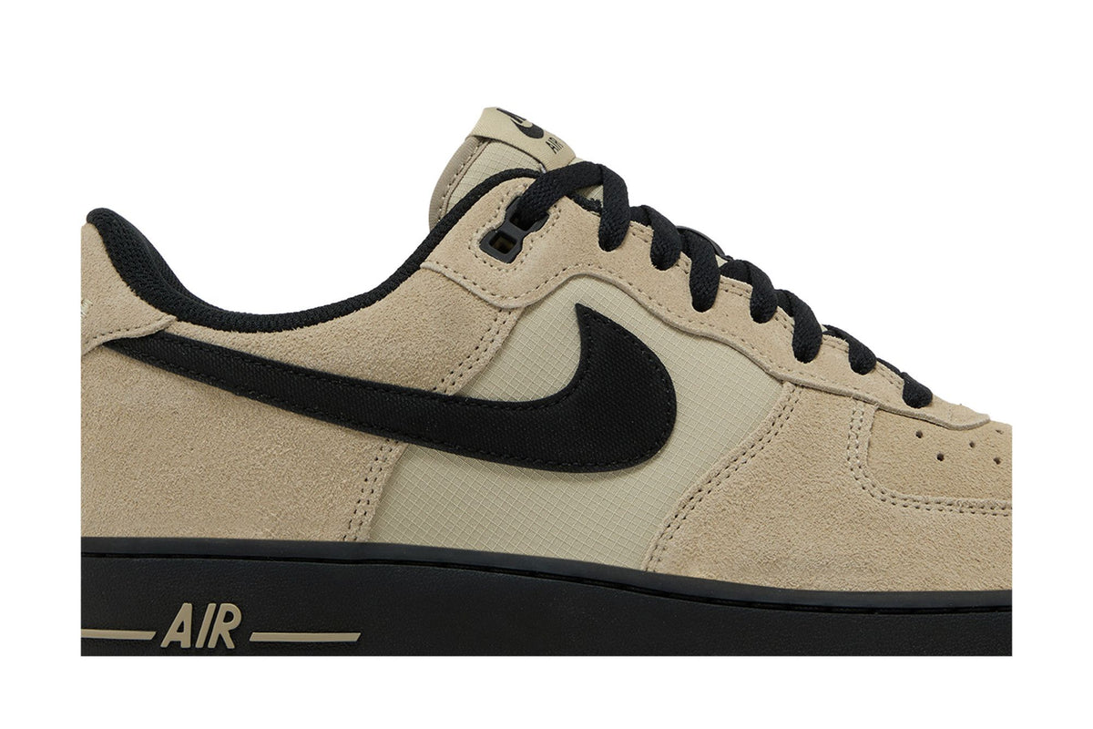 Nike Air Force 1 Low '07 LV8 Desert Khaki Black sneaker afbeelding 2 - stylecode HV6526-200