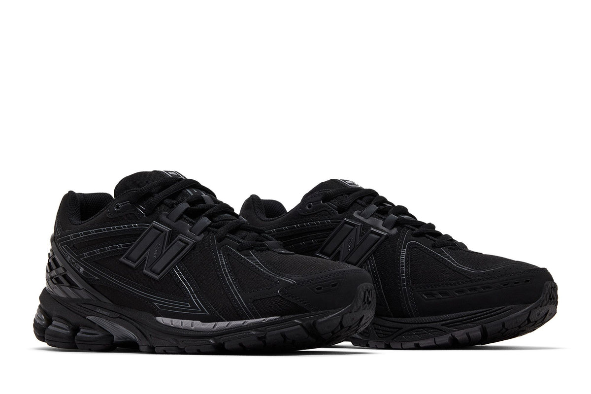 New Balance 1906R Triple Black sneaker afbeelding 8 - stylecode U1906RJB