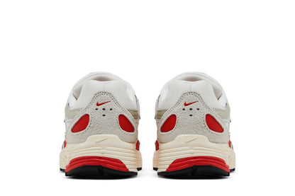 Nike P-6000 Sail Pale Ivory Light Bone Picante Red (Women's) sneaker afbeelding 6 - stylecode HV5230-133