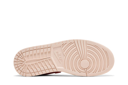Jordan 1 Low SE Strawberry Milkshake (Women's) sneaker afbeelding 4 - stylecode IB8156-133