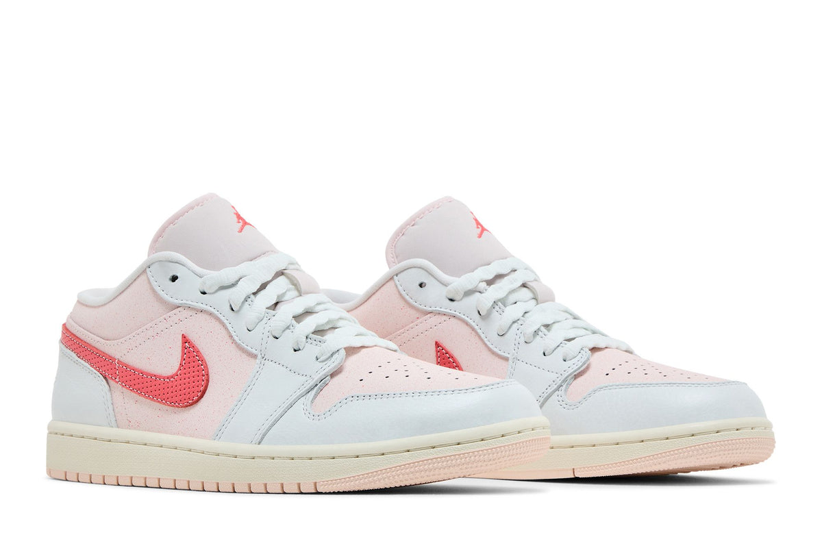 Jordan 1 Low SE Strawberry Milkshake (Women's) sneaker afbeelding 8 - stylecode IB8156-133