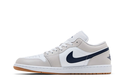 Jordan 1 Low Midnight Navy Neutral Grey sneaker afbeelding 3 - stylecode 553558-146