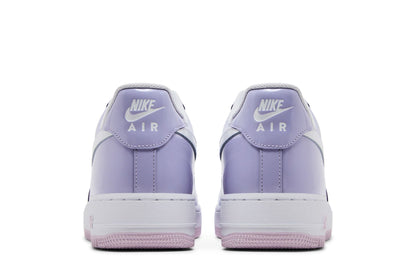 Nike Air Force 1 Low '07 LV8 Hydrangeas Patent sneaker afbeelding 6 - stylecode HV9405-500