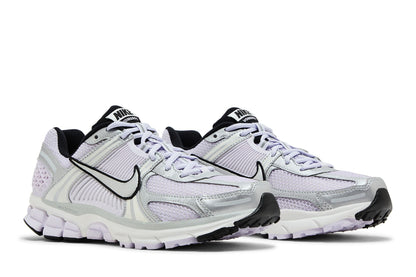 Nike Zoom Vomero 5 Barely Grape Photon Dust Summit White Metallic Silver (Women's) sneaker afbeelding 8 - stylecode IB7253-50