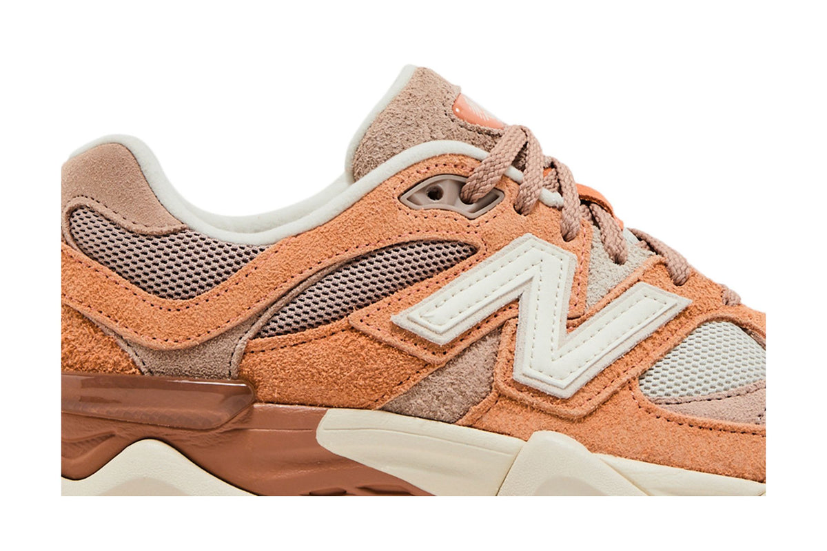 New Balance 9060 Flat Taupe Copper (Foot Locker Exclusive) sneaker afbeelding 2 - stylecode U9060WCW