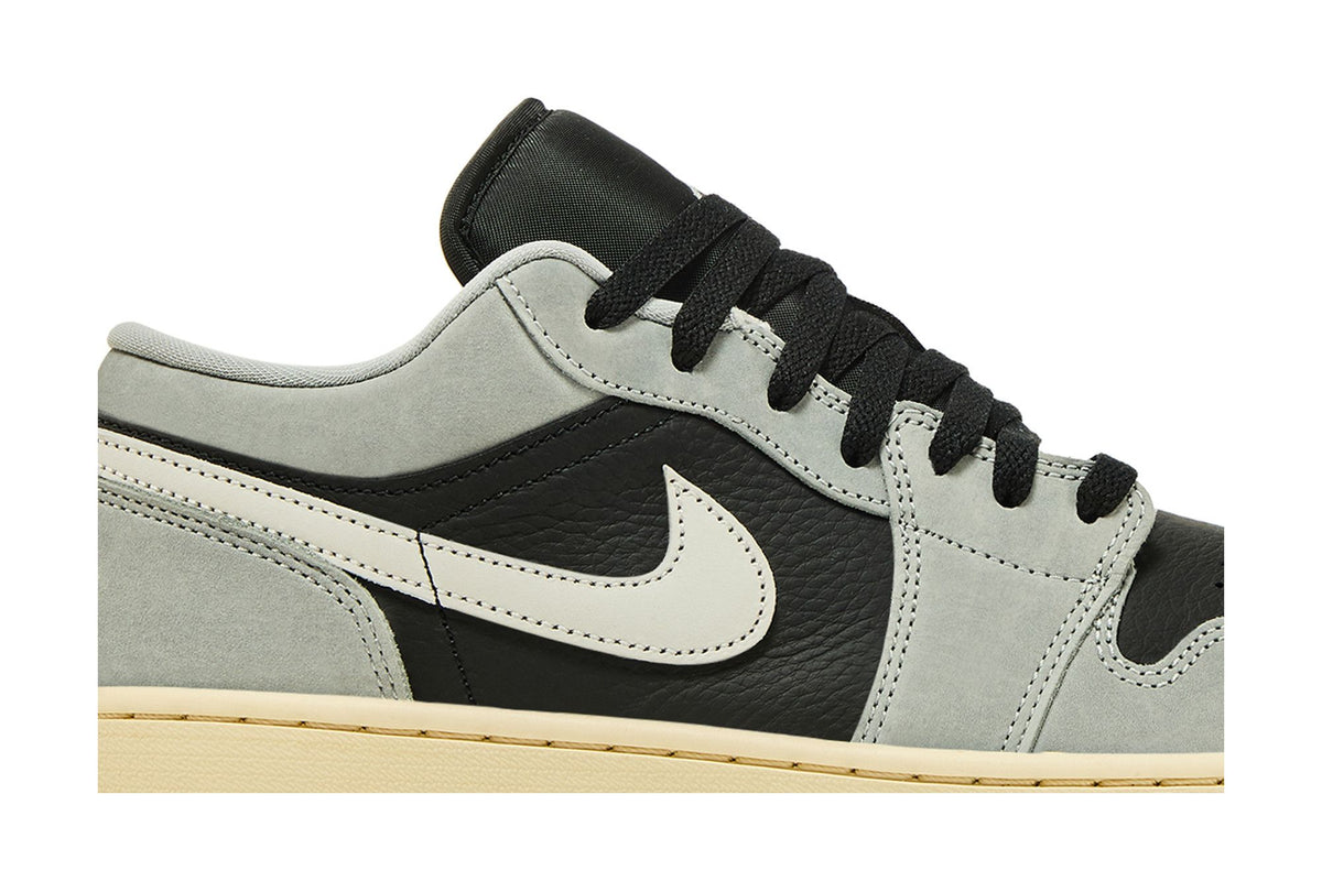 Jordan 1 Low Light Smoke Grey Off Noir sneaker afbeelding 2 - stylecode HQ2010-012