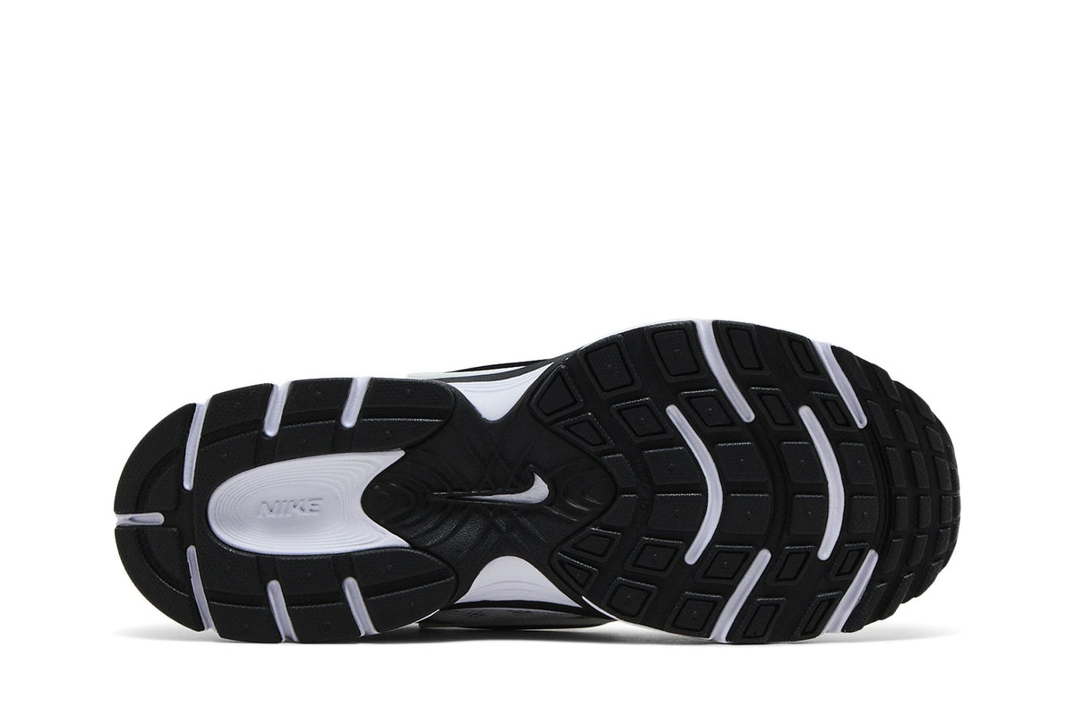 Nike V5 RNR White Vast Grey College Grey Black sneaker afbeelding 4 - stylecode HJ5228-104