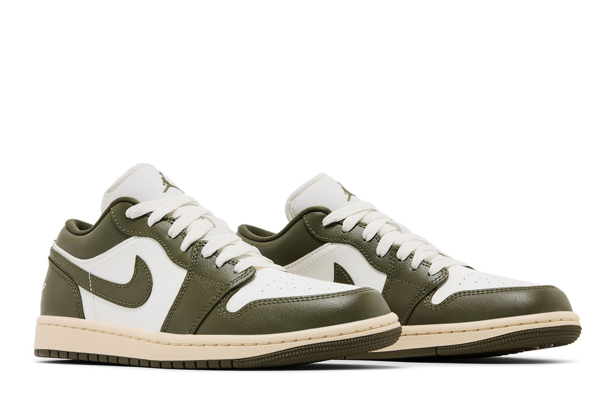 Jordan 1 Low Medium Olive (Women's) sneaker afbeelding 8 - stylecode DC0774-122