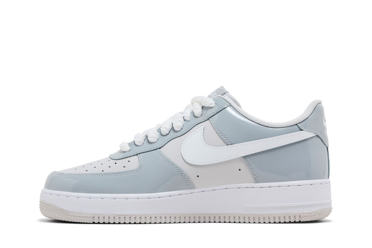 Nike Air Force 1 Low '07 LV8 Wolf Grey Vast Grey White sneaker afbeelding 3 - stylecode HV9405-001