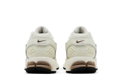 Nike Zoom Vomero 5 Sail Mink Brown Black (Women's) sneaker afbeelding 6 - stylecode IB8129-133