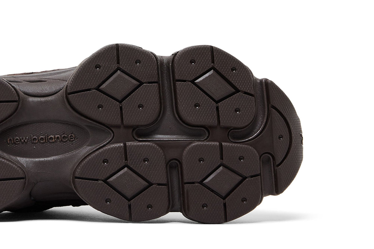 New Balance 9060 Chocolate sneaker afbeelding 5 - stylecode U9060ZWD