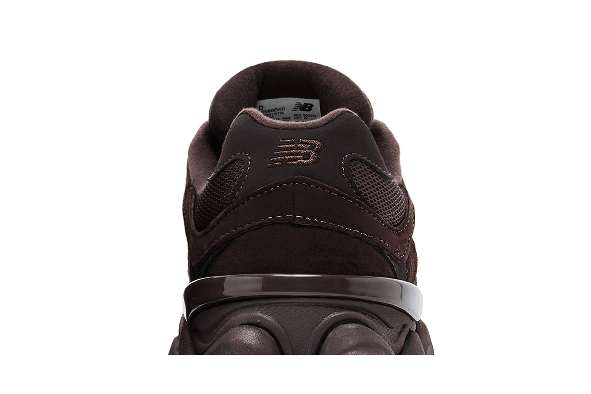 New Balance 9060 Chocolate sneaker afbeelding 7 - stylecode U9060ZWD