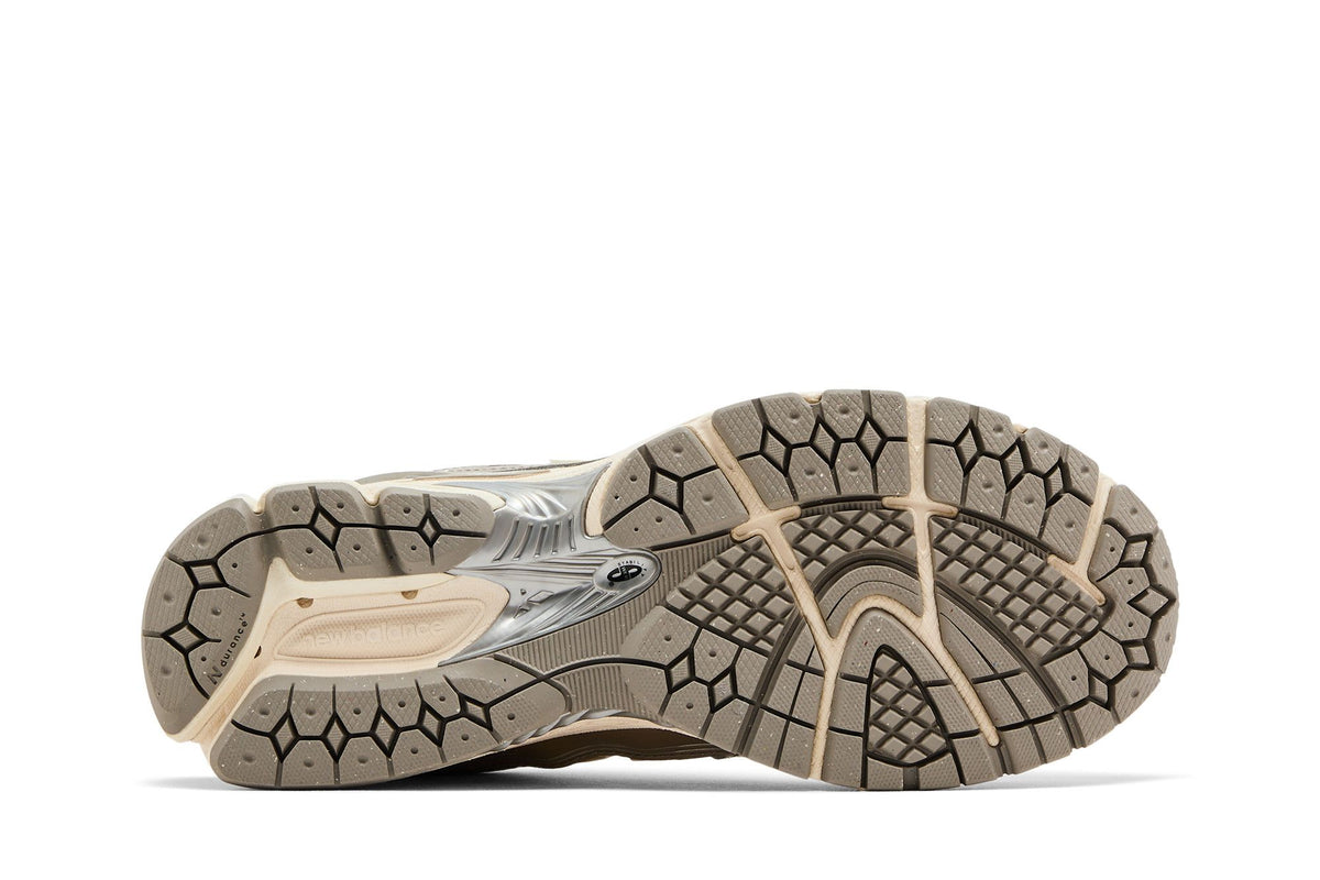 New Balance 1906R Brown Beige sneaker afbeelding 4 - stylecode U1906RCN