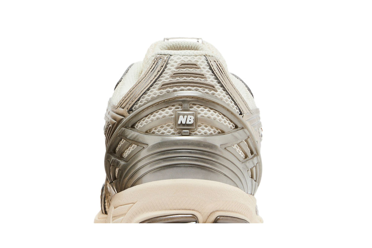 New Balance 1906R Brown Beige sneaker afbeelding 7 - stylecode U1906RCN