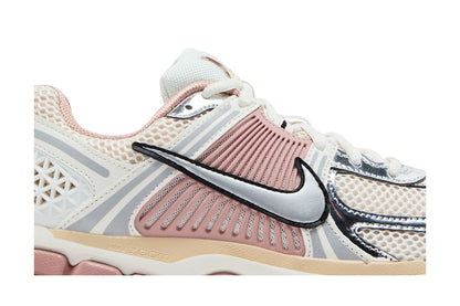 Nike Zoom Vomero 5 Sail Particle Pink (Women's) sneaker afbeelding 2 - stylecode HF1877-102