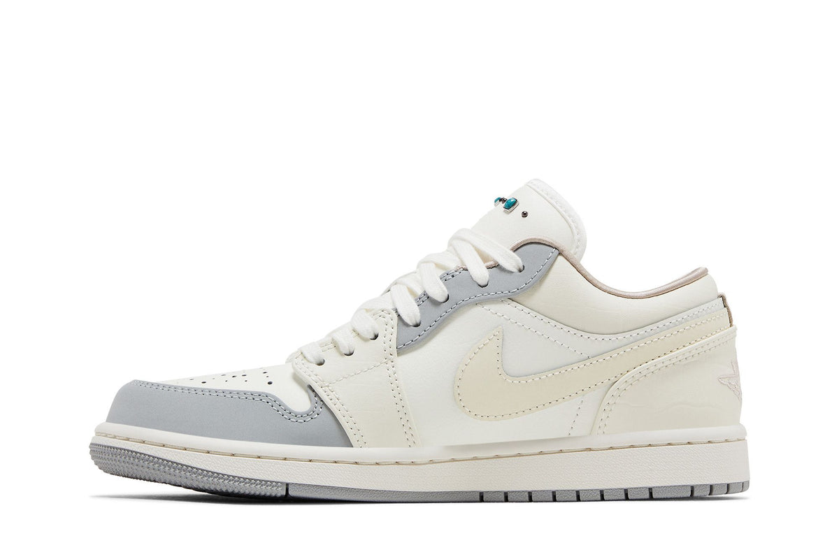 Jordan 1 Low Sail Soft Pearl (Women's) sneaker afbeelding 3 - stylecode IH7323-100
