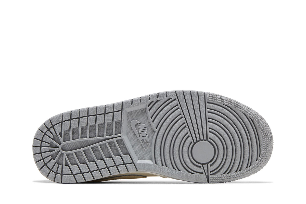 Jordan 1 Low Sail Soft Pearl (Women's) sneaker afbeelding 4 - stylecode IH7323-100
