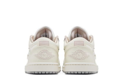Jordan 1 Low Sail Soft Pearl (Women's) sneaker afbeelding 6 - stylecode IH7323-100